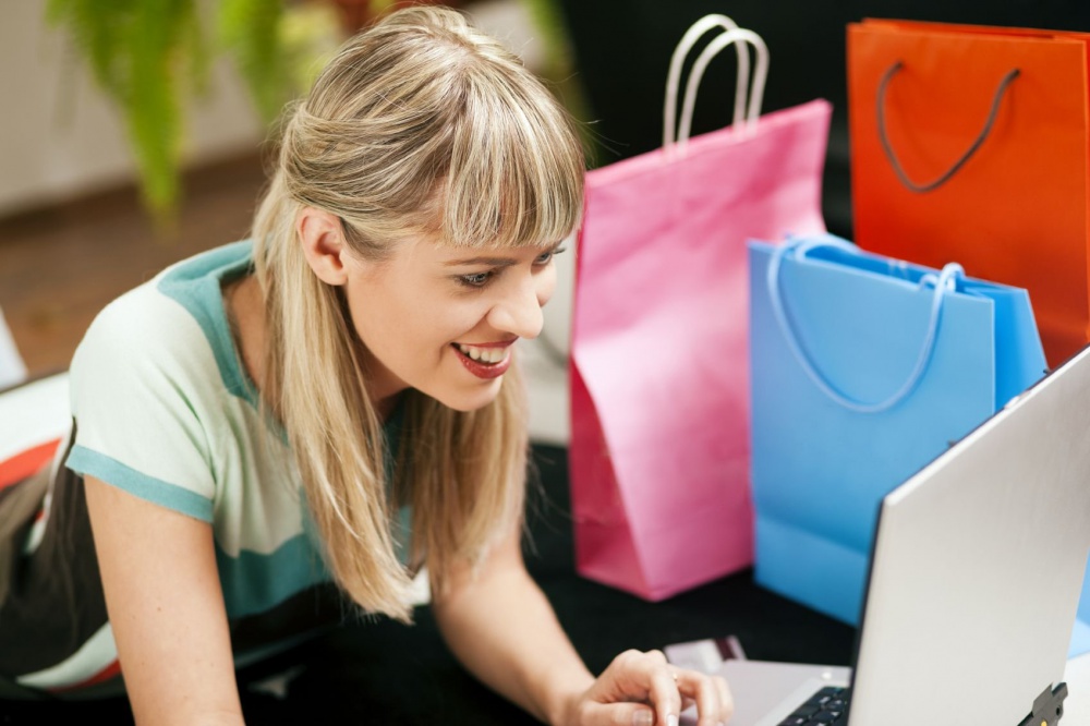 Как покупать вещи через интернет безопасно?