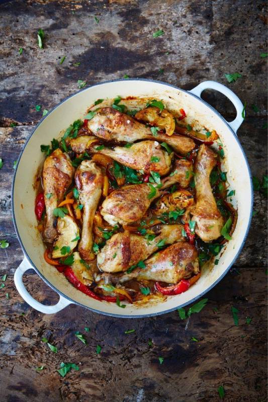Рецепт от Джейми Оливера: куриные бедра в соусе Пири-пири