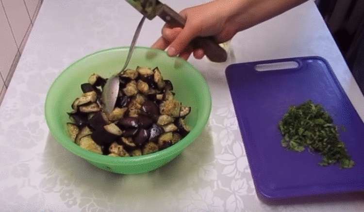 Рецепт вкуснейшей закуски из баклажанов, которую легко приготовить