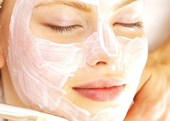 Домашние крахмальные маски для омоложения кожи лица