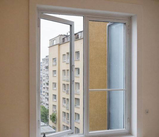 Цена пластиковых окон: какие факторы влияют на стоимость?