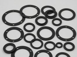 Типы фланцевых прокладок: особенности паронитовых моделей