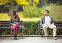 Как мужчине познакомиться с девушкой?