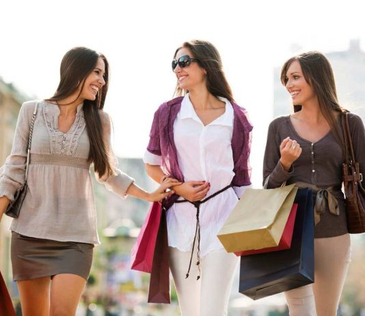 Как выбрать женскую одежду: основные правила