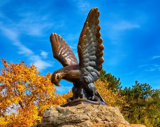 Самые красивые города России, в которых нужно побывать осенью