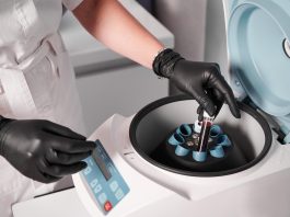 Центрифуга для плазмы крови: особенности оборудования