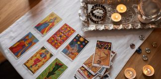 Основы гадания на картах Таро: введение в магию символов