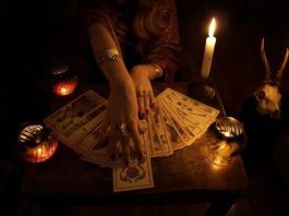 Визит к ясновидящей: что нужно знать?
