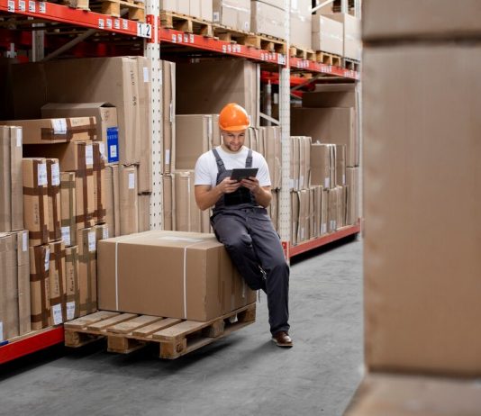 Пространство и безопасность: особенности аренды склада