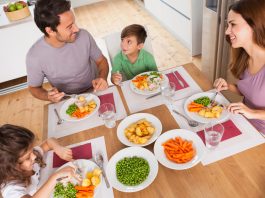 Как перевести семью на правильное питание: полезные советы