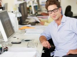 Профессия программист: описание, особенности, плюсы и минусы