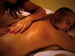 Эротический массаж — как делать эротический массаж?