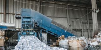 Как работают предприятия по переработке макулатуры?