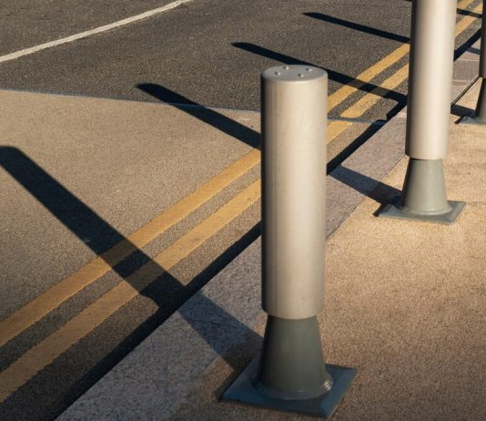 Автоматические болларды: защита и безопасность для вашего объекта