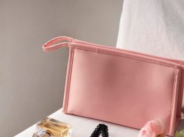 Комплект женского белья: сочетание комфорта и элегантности