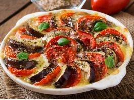 Идеальный гарнир и основное блюдо: как вкусно приготовить баклажаны в духовке