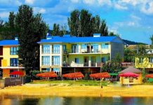 Где и как снять гостиничный номер в Феодосии и Крыму: советы для удобного отдыха