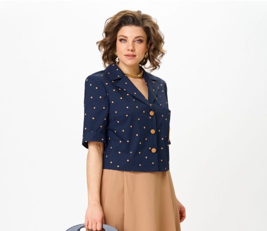 Современная классика: как выбрать женские костюмы с юбкой для разных случаев