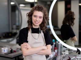 Практические курсы для девушек и мужчин — путь к профессии мастера красоты