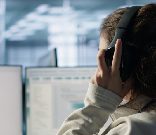 Информационный шум и кризис доверия: почему «уникальные тексты» больше не продают