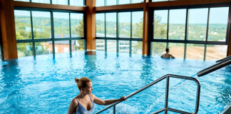 Санатории Сочи с бассейном: отдых и лечение в любое время года