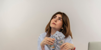 Психологические барьеры на пути к финансовому благополучию: как наши мысли лишают нас денег