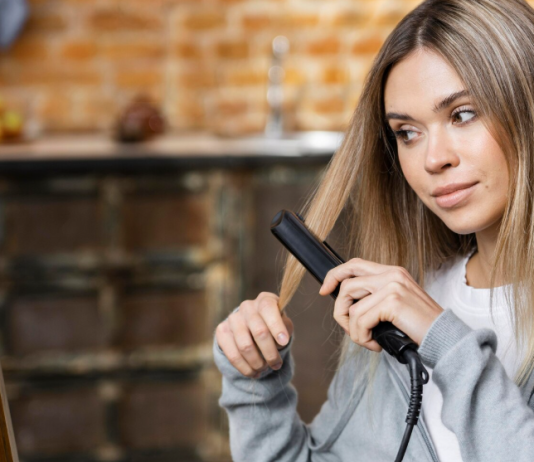 Как создать локоны с помощью выпрямителя, даже если вы не стилист