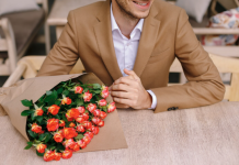 Букет цветов как универсальный подарок: как выбрать идеальную композицию