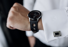 Наручные часы с логотипом: особенности, виды и применение в корпоративной среде